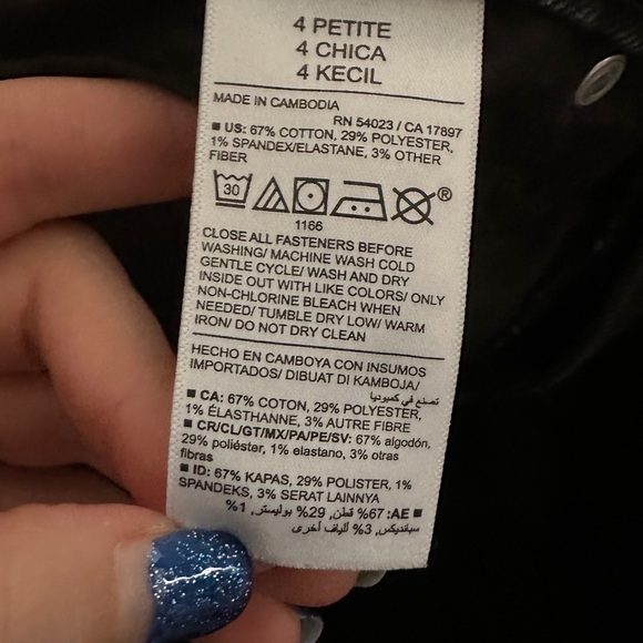 Old Navy high-rise OG street black jeans, size 4 petite - Picture 7 of 9